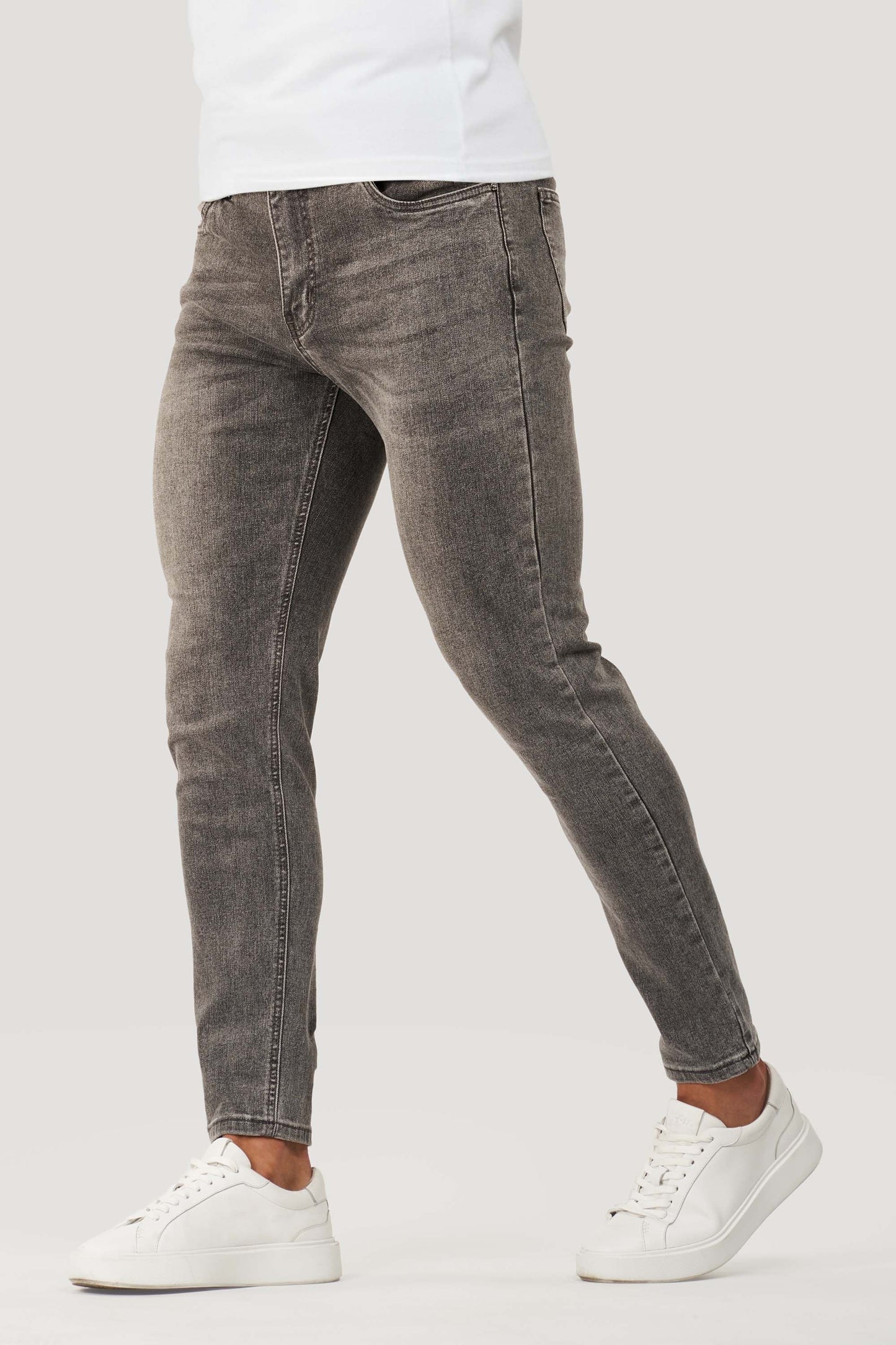 THE JAXON JEANS