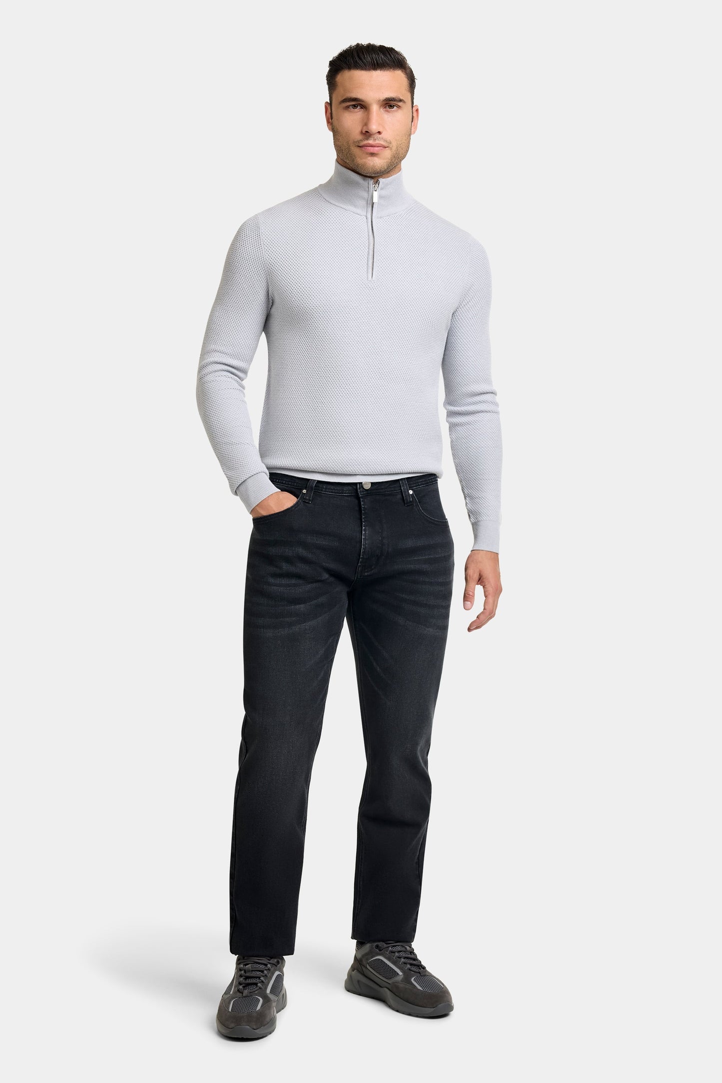 THE MATTEO SLIM JEANS