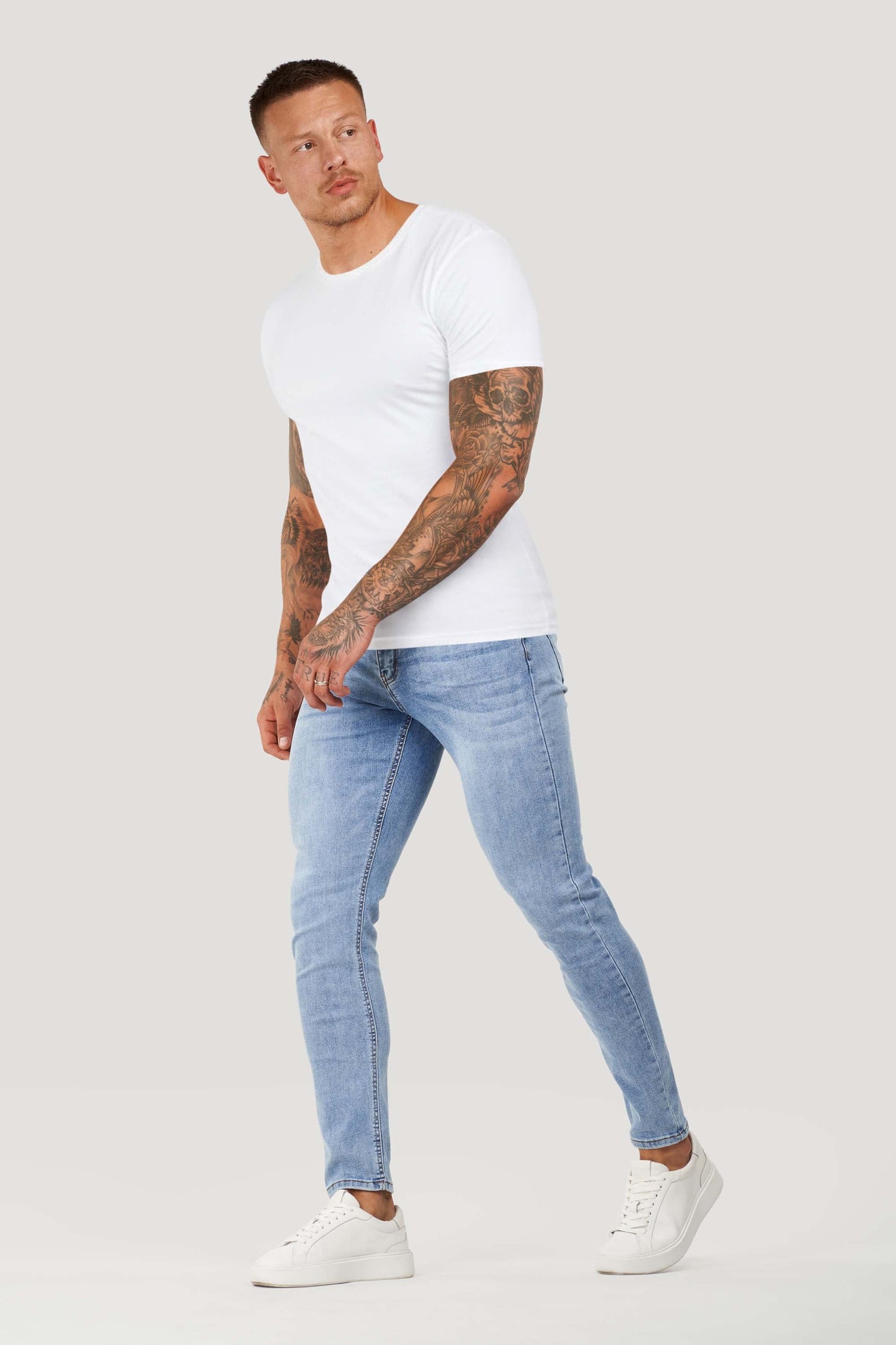 THE JAXON JEANS