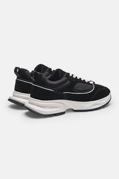 THE RENO RUNNER