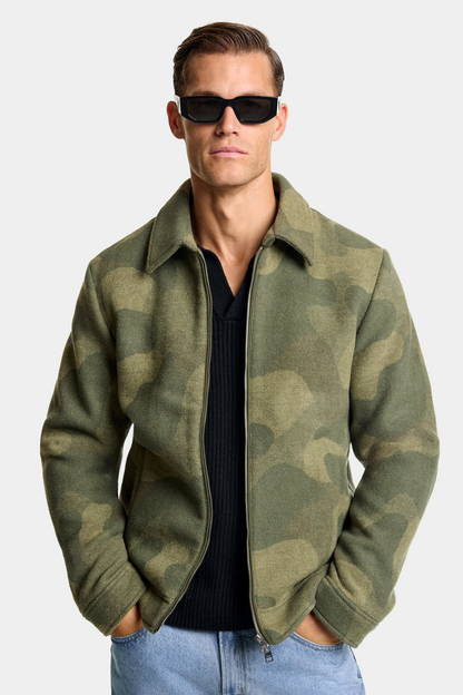 THE GIO SHACKET